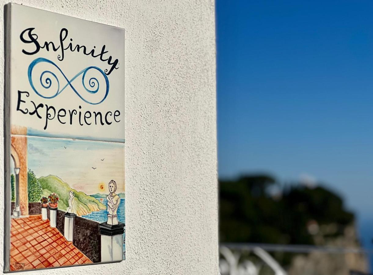 Infinity Experience Casa Vacanza Incantevole Con Terrazzo Scala Exterior photo
